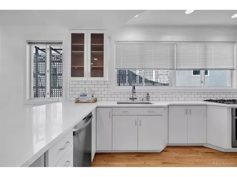 Kitchen - 1221 Linden Ave, Boulder, CO 80304 photo 2 of 5