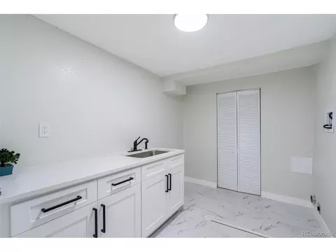 562 Lima St, Aurora, CO 80010 photo 21
