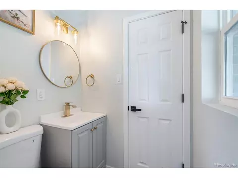 562 Lima St, Aurora, CO 80010 photo 15