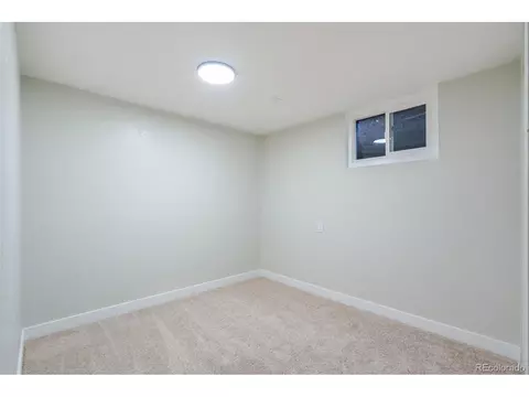 562 Lima St, Aurora, CO 80010 photo 18