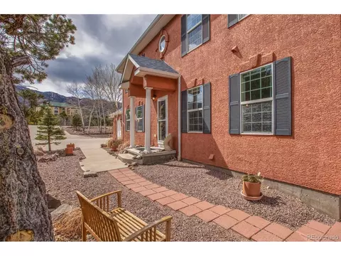 27 Kyndra Ct, Canon City, CO 81212