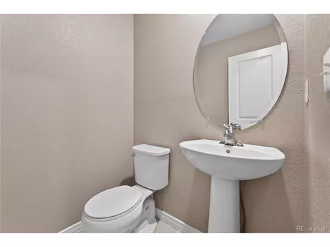 Bath - 47308 Clover Ave, Bennett, CO 80102 photo 1 of 6
