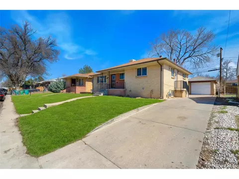 1020 Joliet St, Aurora, CO 80010