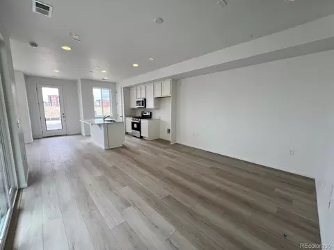 21121 E 67th Ave, Aurora, CO 80019 photo 6