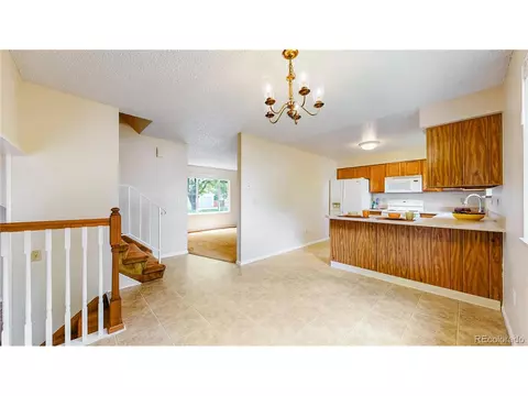 17545 E Prentice Cir, Centennial, CO 80015 photo 3