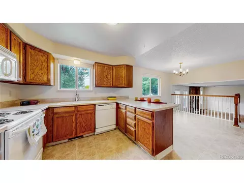 17545 E Prentice Cir, Centennial, CO 80015 photo 5