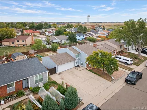 View/Area - 216 Jefferson Dr, Bennett, CO 80102 photo 3 of 6