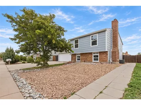 Exterior - 216 Jefferson Dr, Bennett, CO 80102 photo 2 of 7