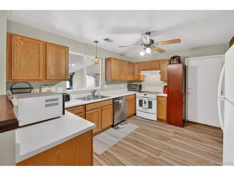 Kitchen - 15852 E 48th Pl, Denver, CO 80239 photo 2 of 4