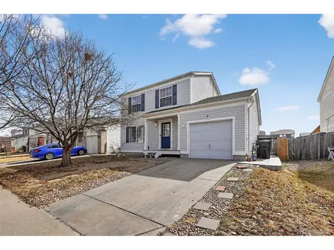 Exterior - 15852 E 48th Pl, Denver, CO 80239 photo 4 of 7