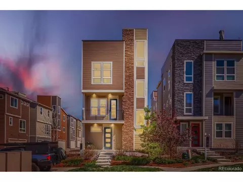 2571 Palau Way, Castle Rock, CO 80109