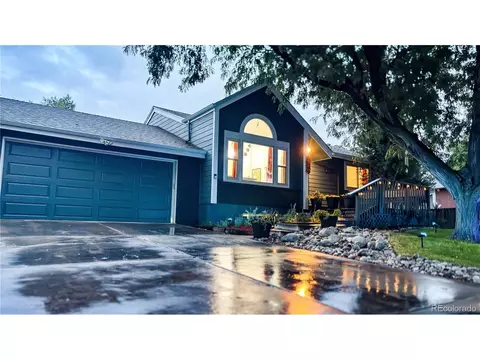 8370 W Evans Pl, Lakewood, CO 80227