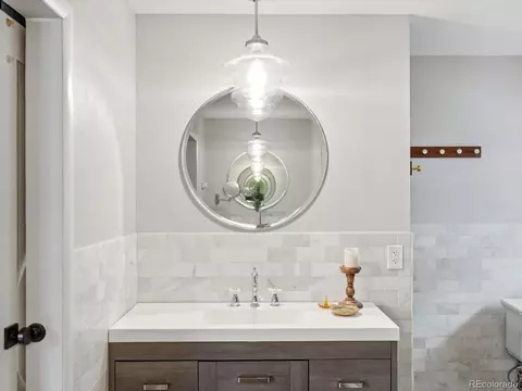 Bath - 8566 E Lehigh Ave, Denver, CO 80237 photo 2 of 4