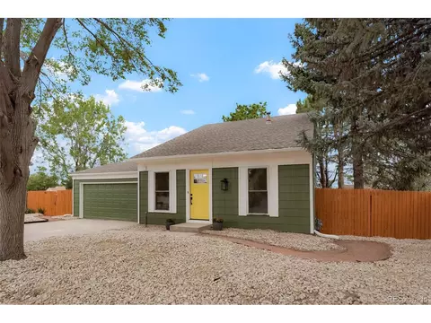 20356 E Buchanan Dr, Aurora, CO 80011