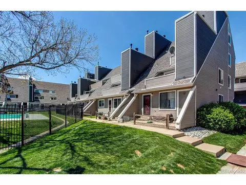 5250 S Huron Way #10-207, Littleton, CO 80120