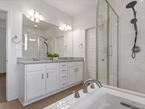 9378 E 60th Pl, Denver, CO 80238 photo 23