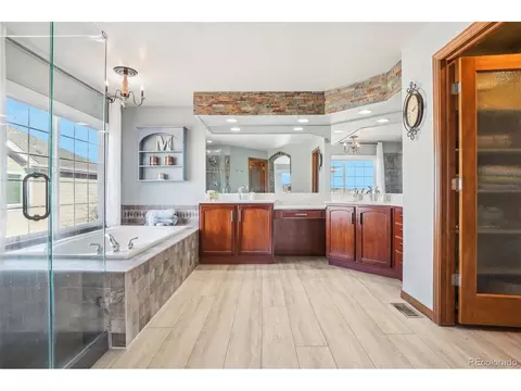 Undisclosed, Aurora, CO 80016 photo 27