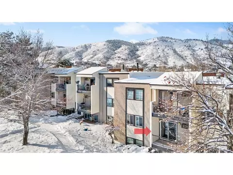 1400 Golden Cir #202, Golden, CO 80401