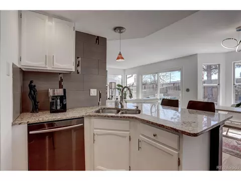 2060 E Phillips Ln, Centennial, CO 80122 photo 9