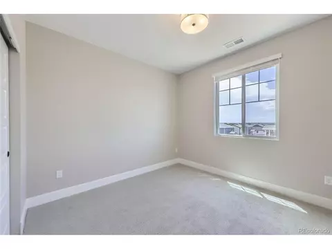 5450 Riverbend, Longmont, CO 80504 photo 16