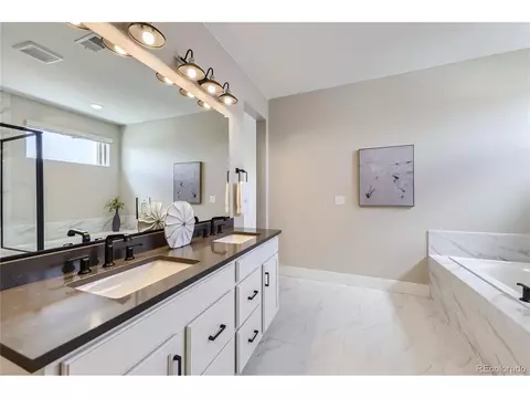 5450 Riverbend, Longmont, CO 80504 photo 14
