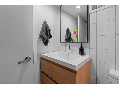Bath - 1295 Forest St, Denver, CO 80220 photo 5 of 5