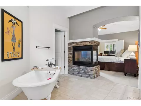 Bath - 3660 E Warren Ave, Denver, CO 80210 photo 1 of 4
