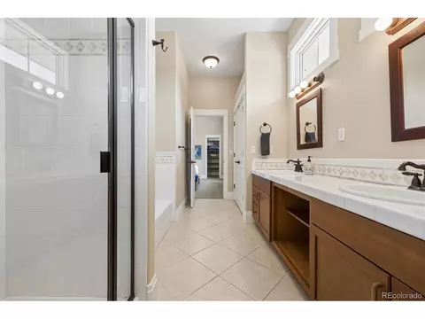 Bath - 3660 E Warren Ave, Denver, CO 80210 photo 3 of 4
