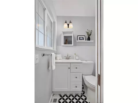 7650 S Kit Carson Dr, Centennial, CO 80122 photo 21