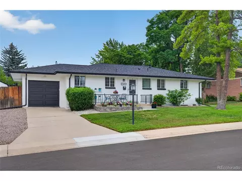 7650 S Kit Carson Dr, Centennial, CO 80122 photo 1