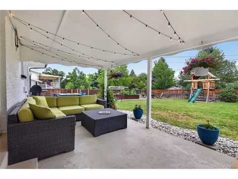 7650 S Kit Carson Dr, Centennial, CO 80122 photo 11