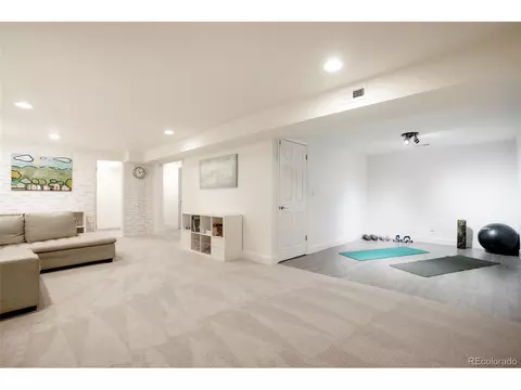 220 E Costilla Ave, Centennial, CO 80122 photo 21