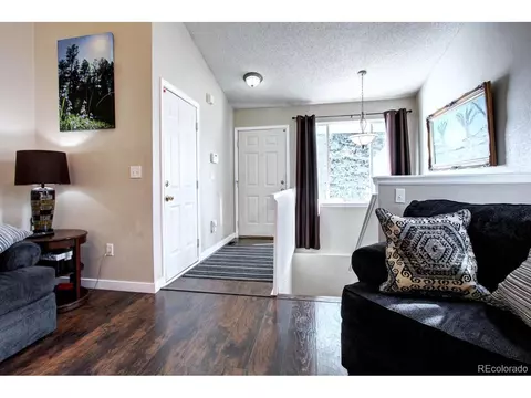 17665 E Bethany Cir, Aurora, CO 80013 photo 2