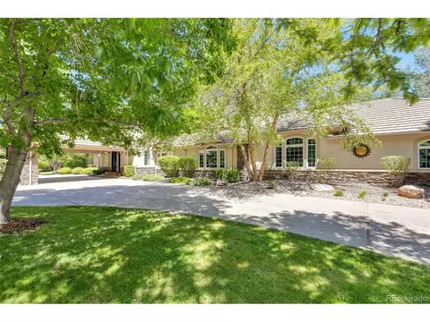 42 Sunset Dr, Englewood, CO 80113