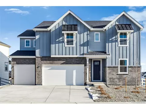 5672 Red Pebble Pt, Castle Rock, CO 80104