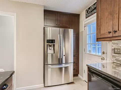 2683 E Nichols Cir, Centennial, CO 80122 photo 10