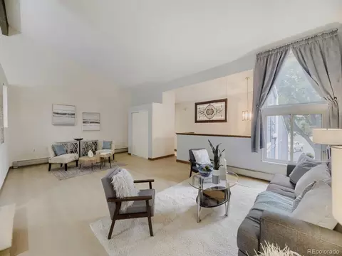 2835 W Davies Dr, Littleton, CO 80120