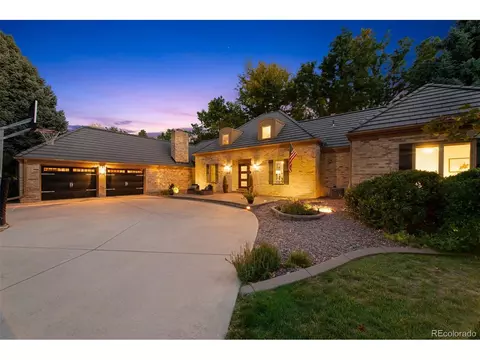 4696 W Lake Cir, Littleton, CO 80123