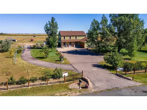 55535 E Apache Pl, Strasburg, CO 80136