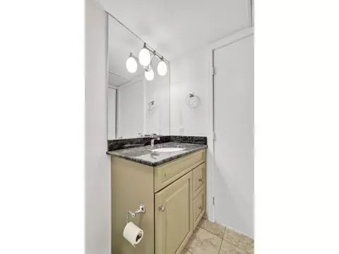 Bath - Undisclosed, Denver, CO 80202 photo 2 of 4