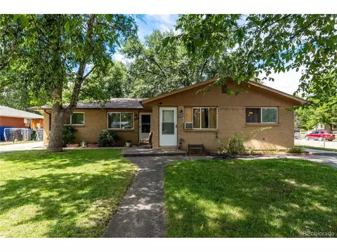 239 Butler Ct, Longmont, CO 80504