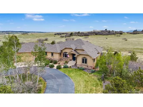 5324 Grimes Ln, Larkspur, CO 80118