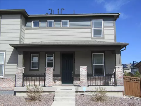 454 Courtfield Way, Castle Rock, CO 80108