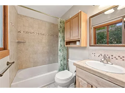 Bath - 6852 W Eldorado Pl, Denver, CO 80227 photo 3 of 3