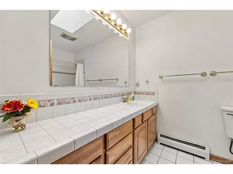 Bath - 6852 W Eldorado Pl, Denver, CO 80227 photo 1 of 3