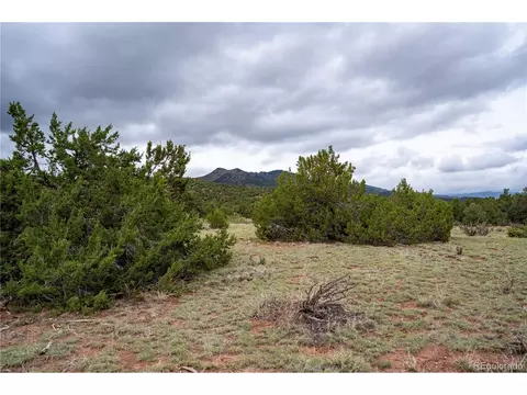 4 Iron Handle Rd, Penrose, CO 81240
