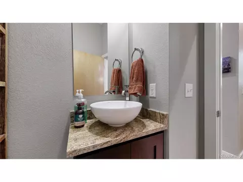8451 E 33rd Ave, Denver, CO 80238 photo 16