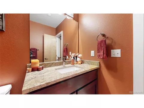 8451 E 33rd Ave, Denver, CO 80238 photo 25