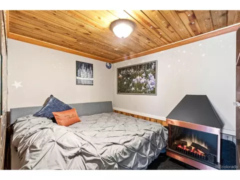 Bedroom - 25845 Wilkerson Rd, Conifer, CO 80433 photo 1 of 1