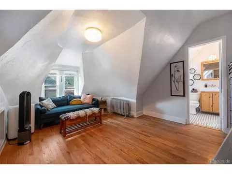 1136 N Logan St #7, Denver, CO 80203